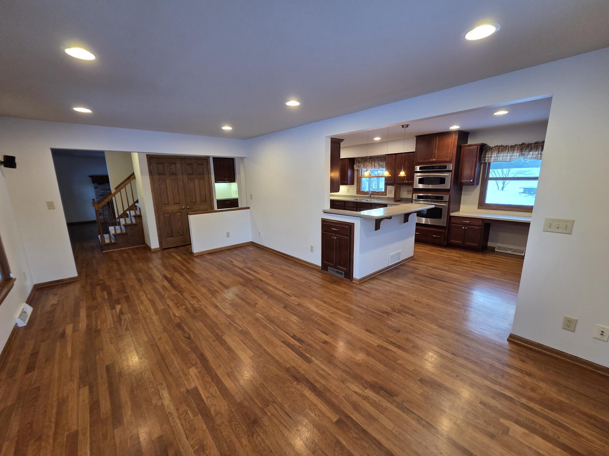 W225S4375 Guthrie Road Waukesha, WI 53189 - Photo 13 of 42 20260122_162004