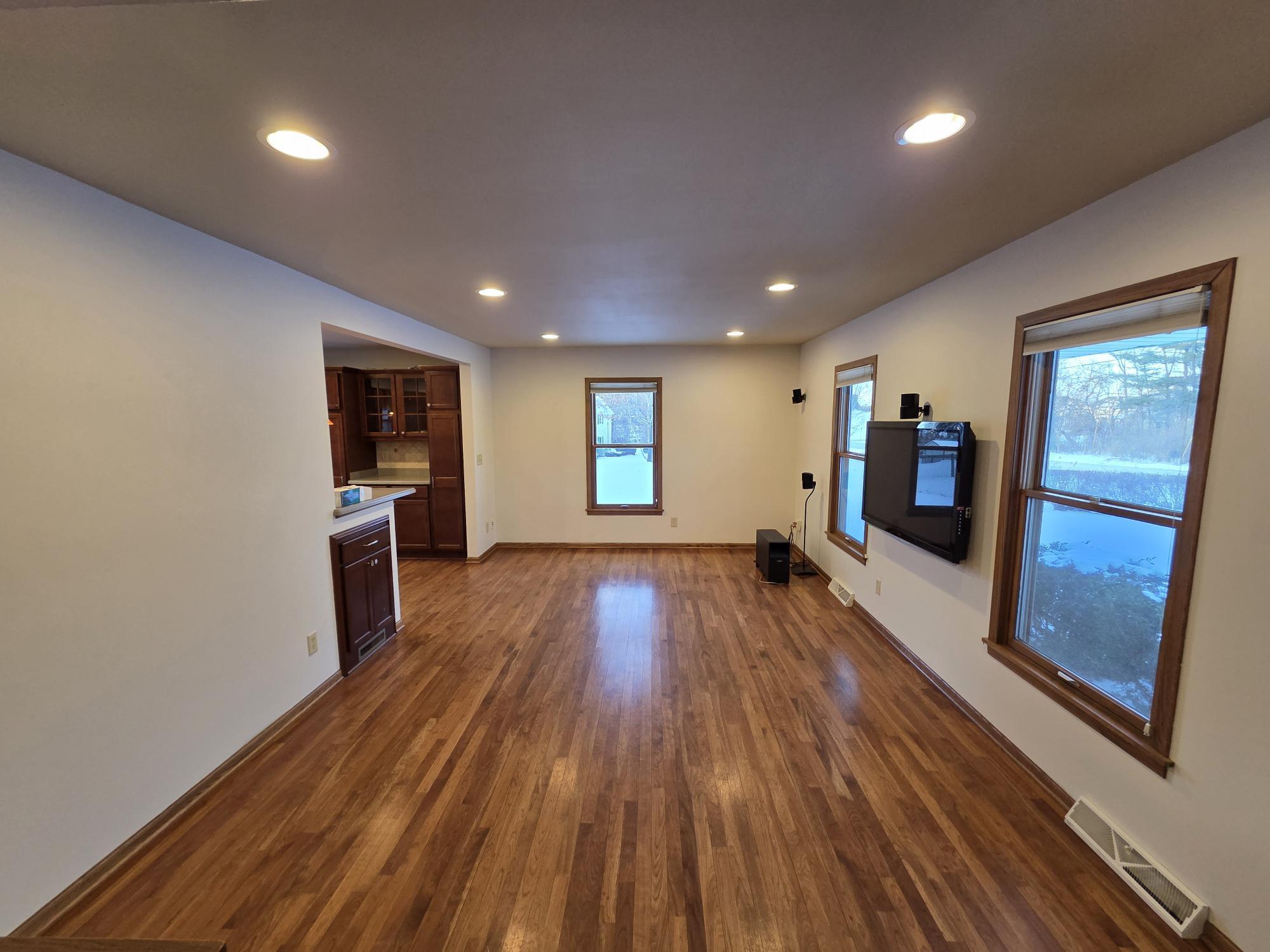 W225S4375 Guthrie Road Waukesha, WI 53189 - Photo 14 of 42 20260122_161818