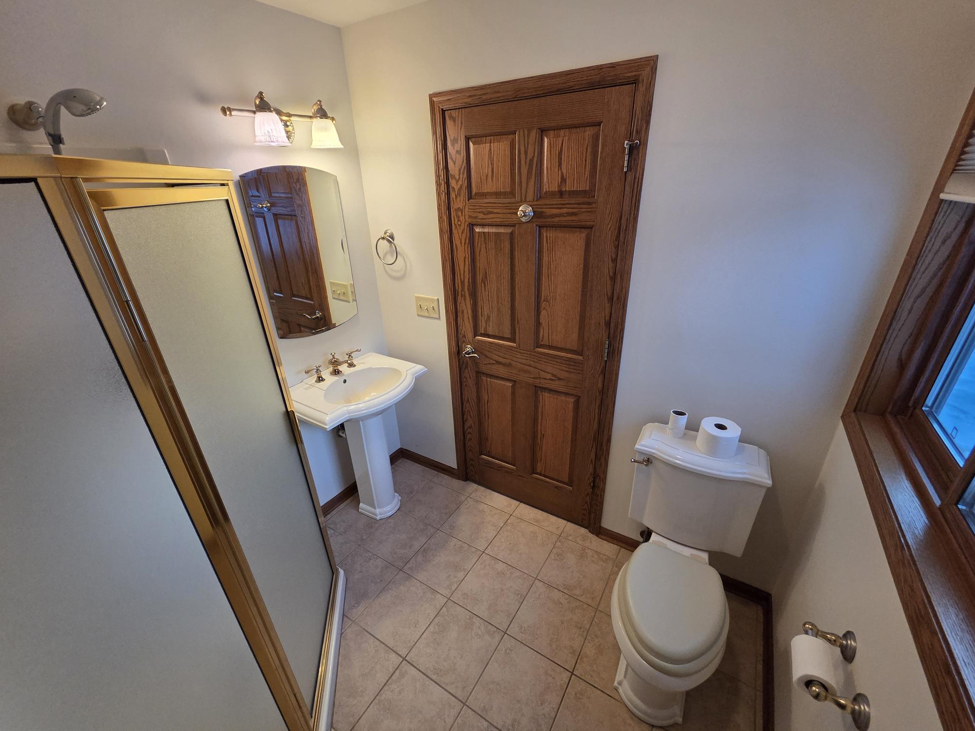 W225S4375 Guthrie Road Waukesha, WI 53189 - Photo 26 of 42 20260122_162411