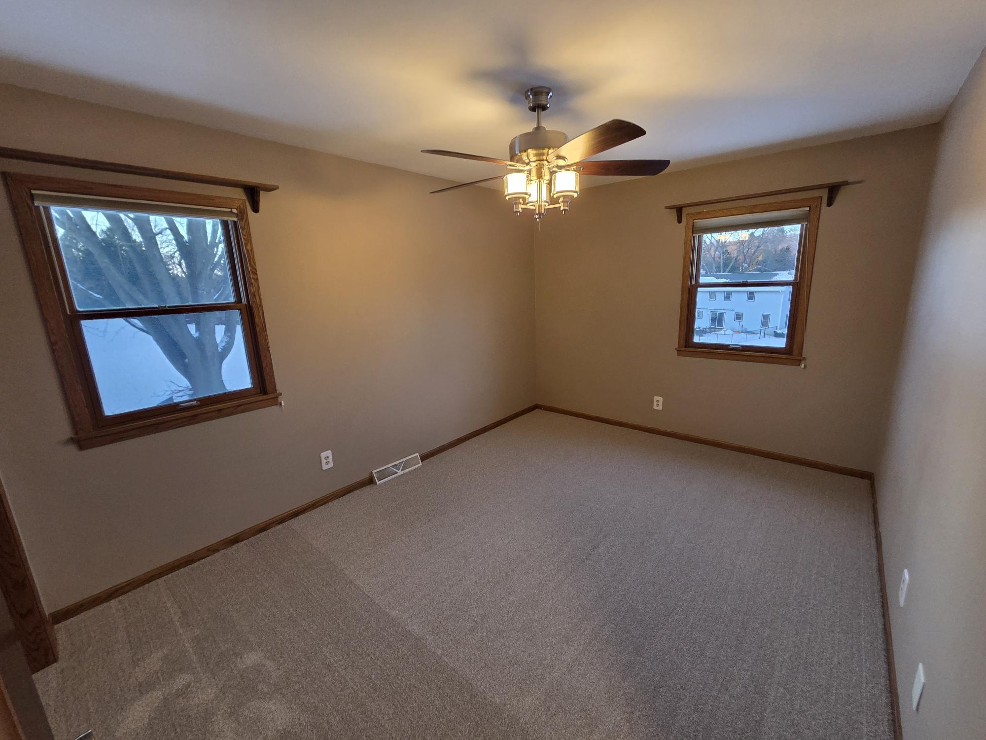 W225S4375 Guthrie Road Waukesha, WI 53189 - Photo 40 of 42 20260122_163206