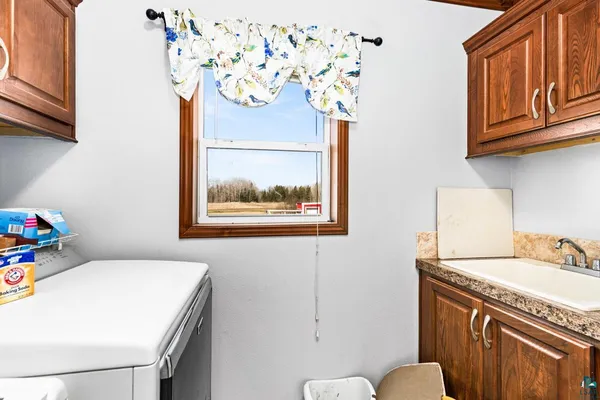$400,000 | 3647 County Road 103, Barnum, MN 55707