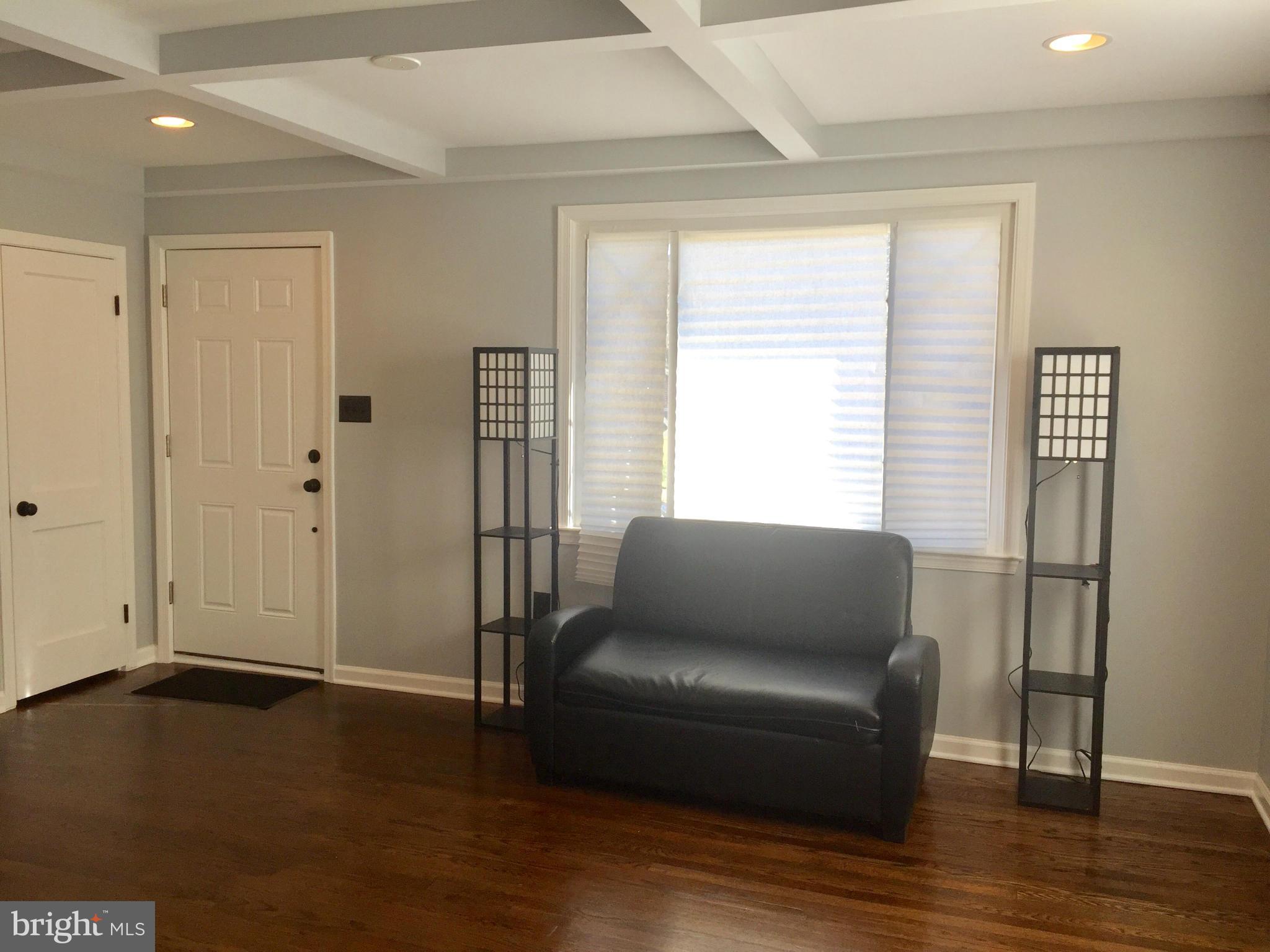 3504 Rhom Road Baltimore, MD 21207 - Photo 3 of 24 Family Room