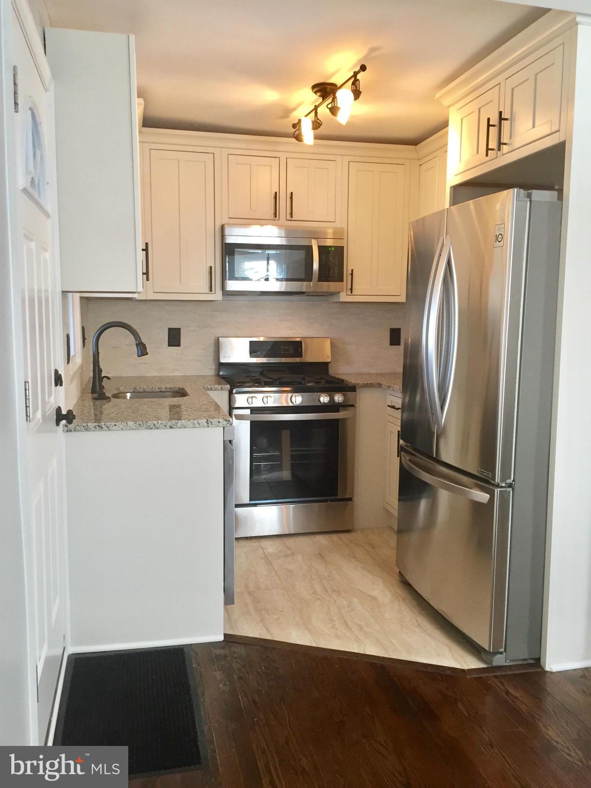 3504 Rhom Road Baltimore, MD 21207 - Photo 7 of 24 Kitchen