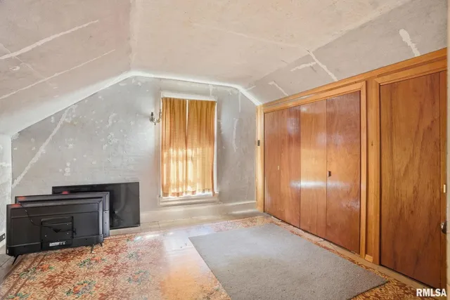 a view of an entryway