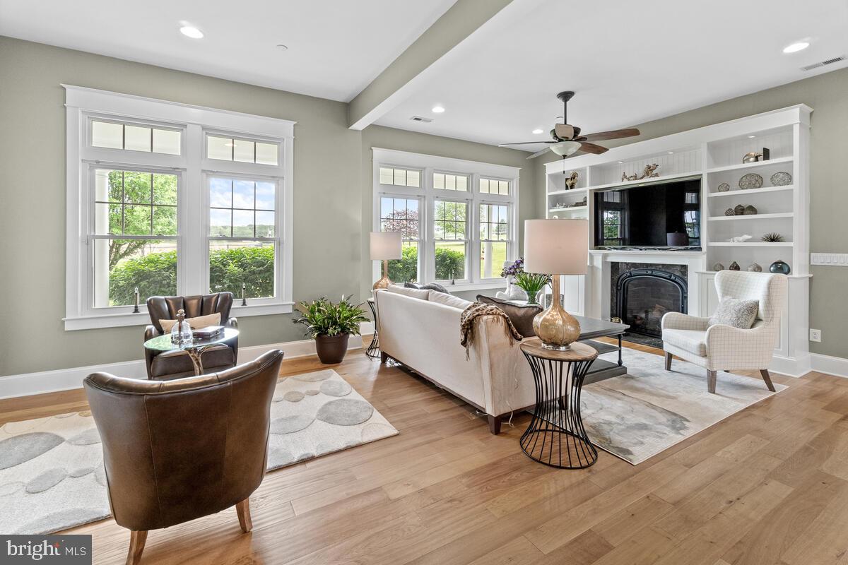 13380 Jesse Smith Road Mount Airy, MD 21771 - Photo 7 of 54 Perfect space to relax and entertain.