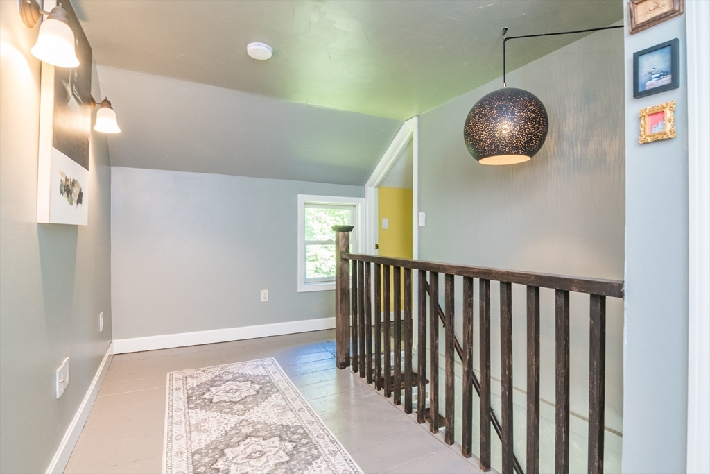 44 Linseed Road Hatfield, MA 01088 - Photo 17 of 37