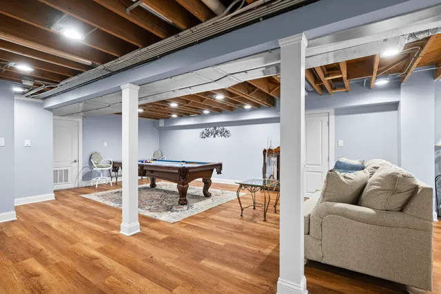 $575,000 | 1177 Ridge Road, Highland Park, IL 60035