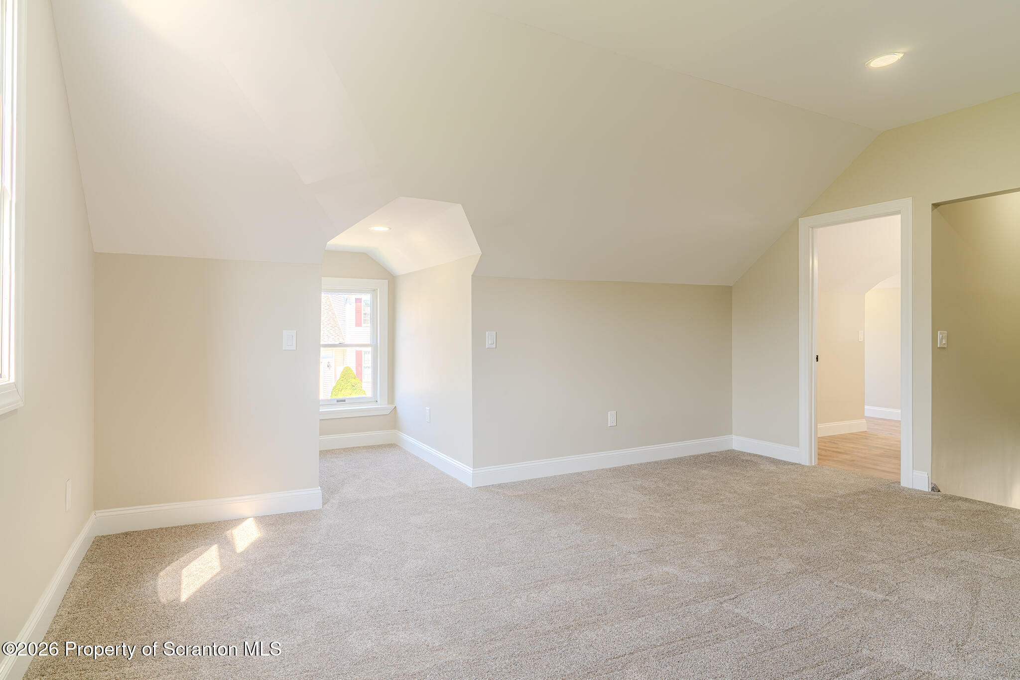 605 Roth Street Moosic, PA 18507 - Photo 26 of 38 PSU07967-HDR