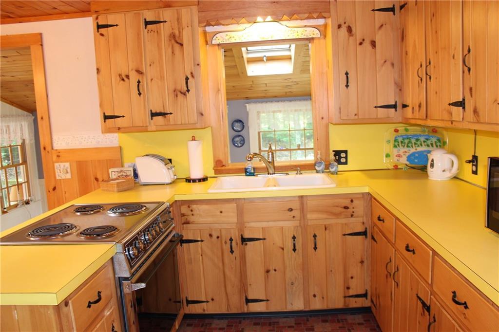 82 Dewey Road York, ME 03909 - Photo 5 of 32 A bright and cheery kitchen with...