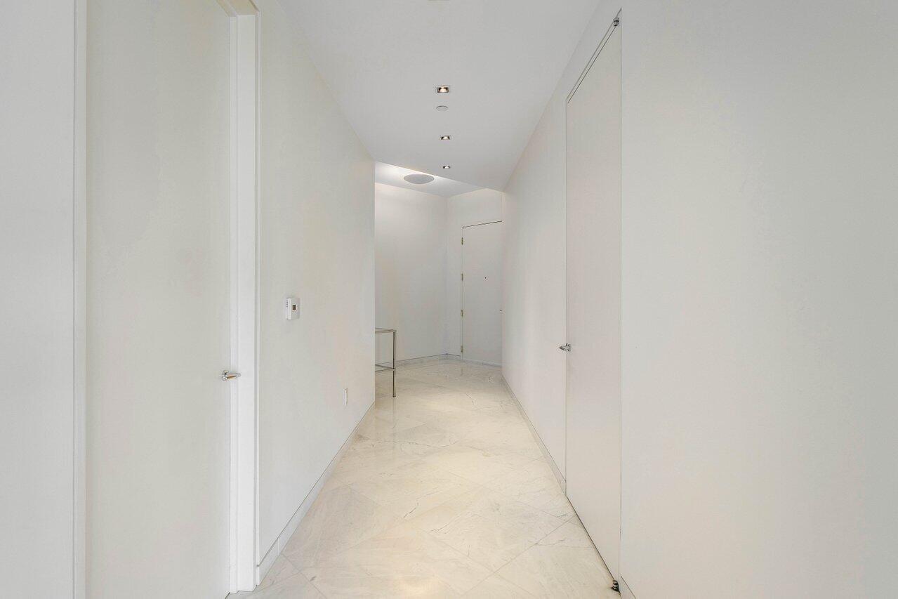550 Southeast Mizner Boulevard, Unit B103 Boca Raton, FL 33432 - Photo 29 of 72 550 SE Mizner Blvd B103 Boca Raton FL 33