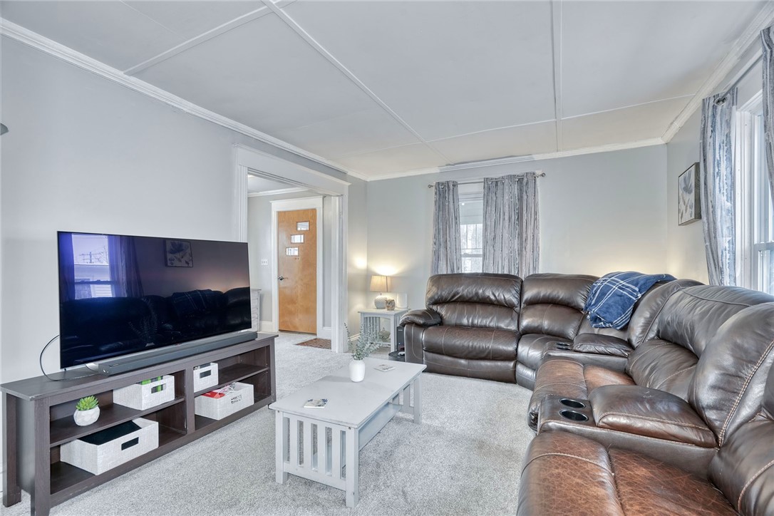 113 West Main Street Manchester, NY 14548 - Photo 9 of 40