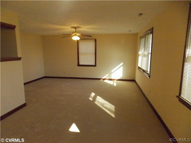 1652 Haskin Road Goochland, VA 23063 - Photo 2 of 12 Den/Family/Great Room - Great Room