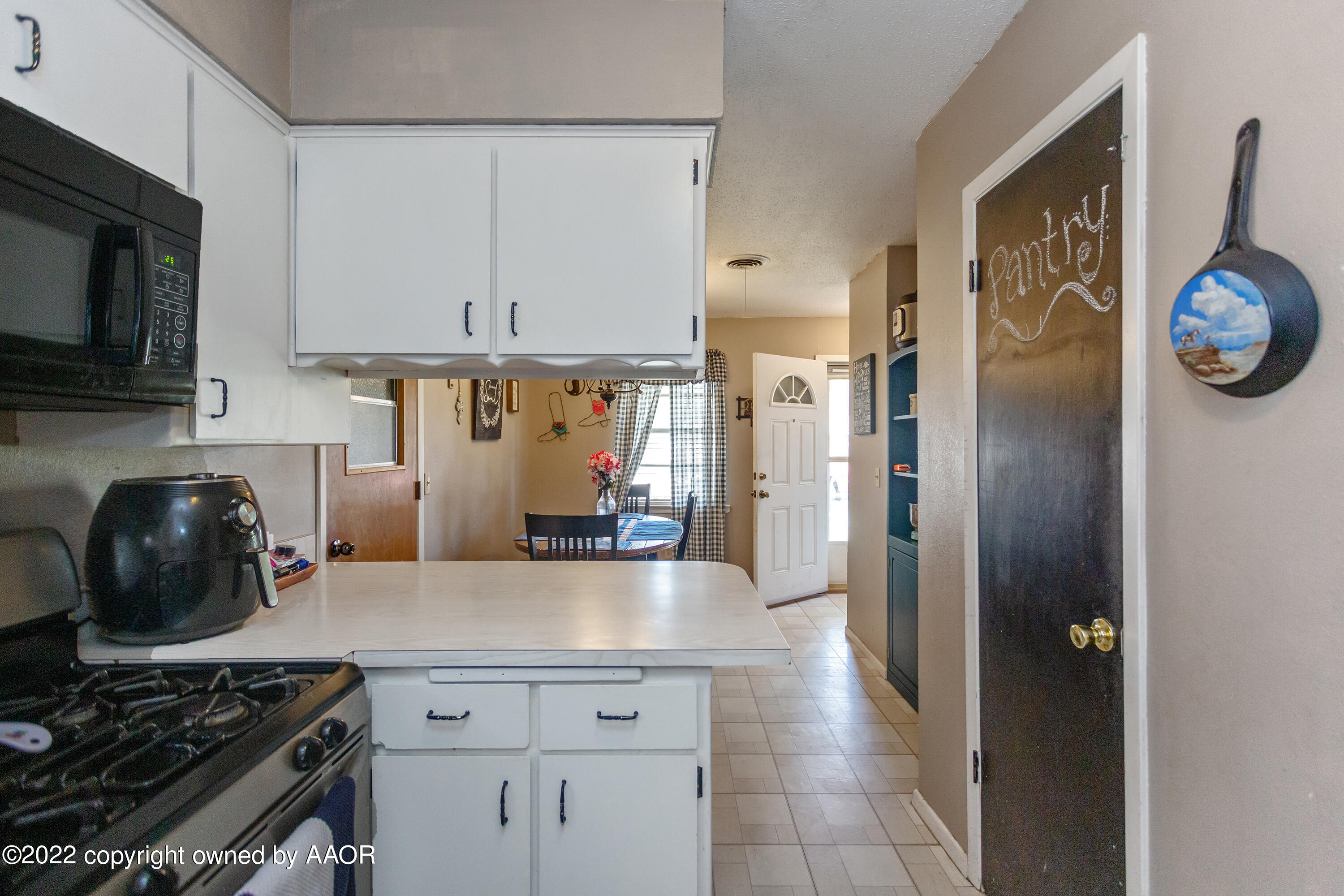 2813 John Drive Amarillo, TX 79110 - Photo 7 of 28 KCP_0013