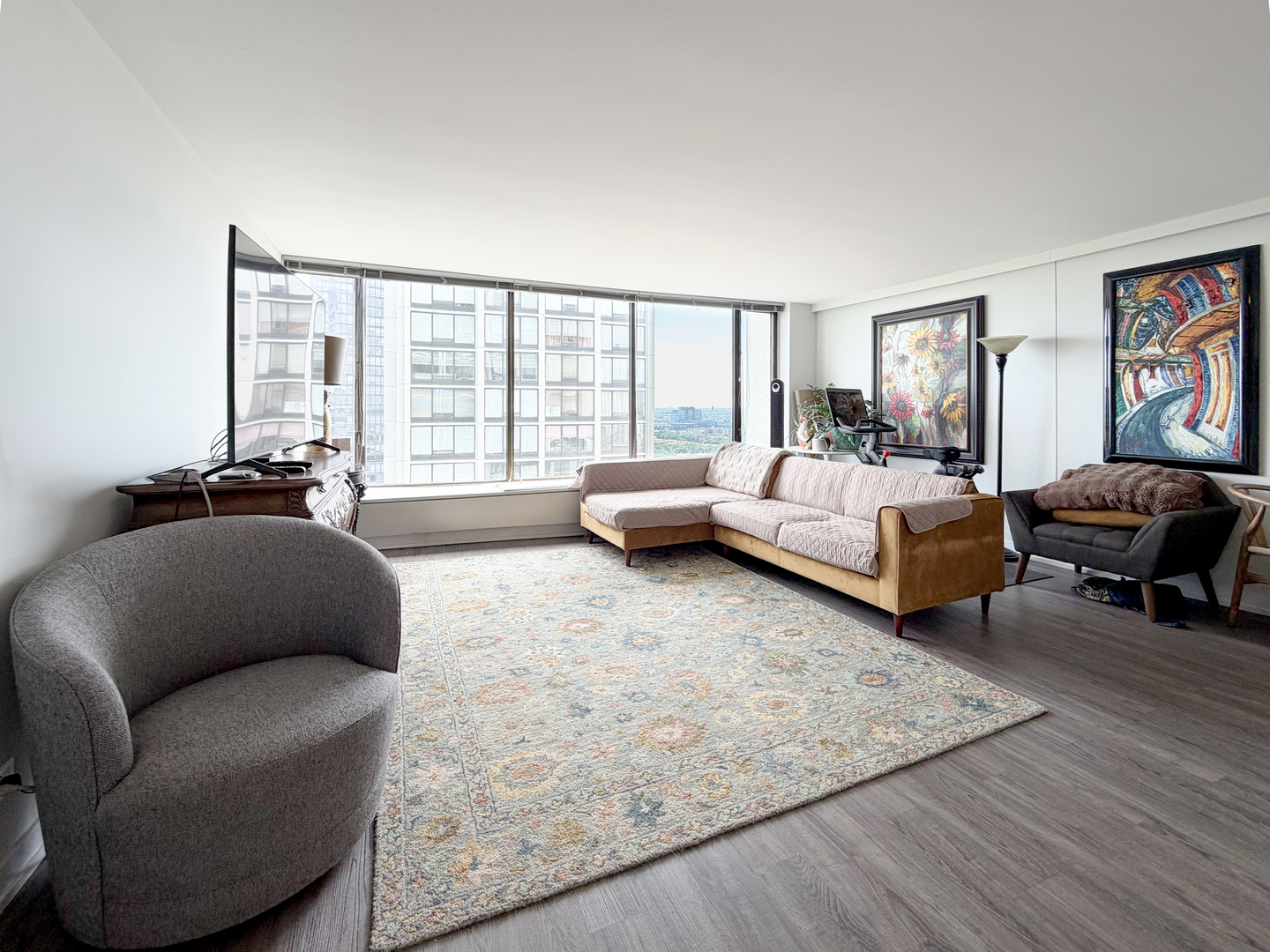 5455 North Sheridan Road, Unit 1908 Chicago, IL 60640 - Photo 5 of 12