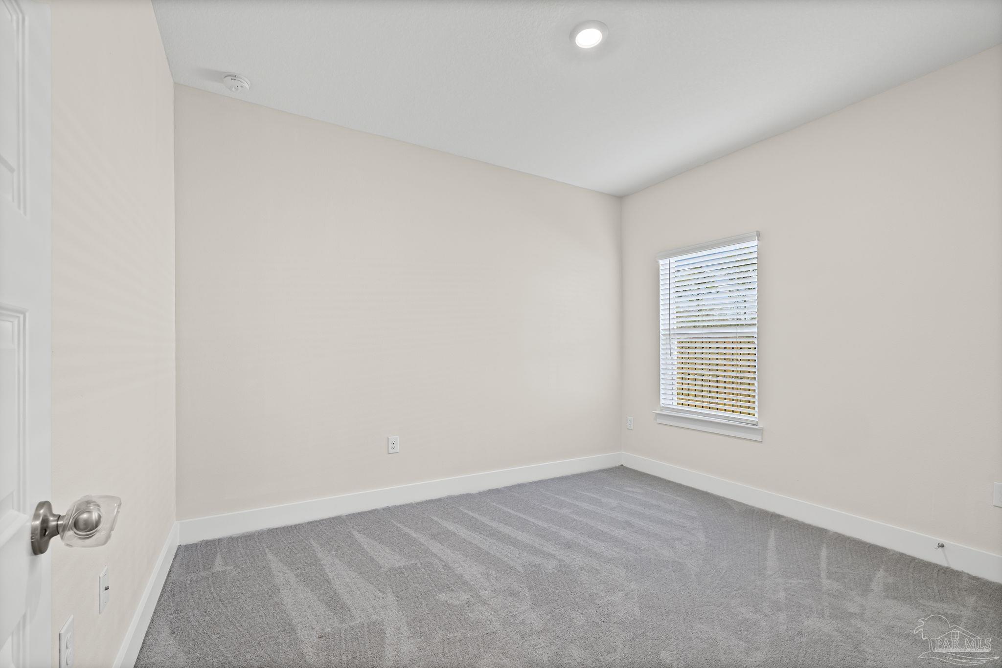 6266 Dry Creek Road Molino, FL 32577 - Photo 34 of 68 an empty room with a window