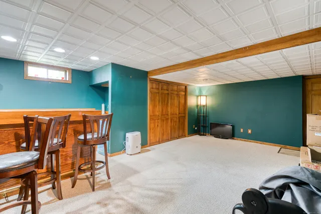 $360,000 | 230 White Oak Way, Torrington, CT 06790