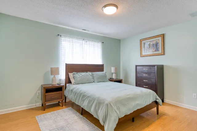 $360,000 | 230 White Oak Way, Torrington, CT 06790