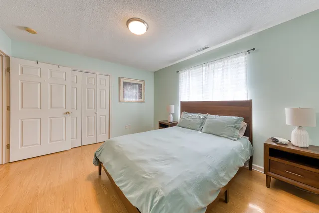 $360,000 | 230 White Oak Way, Torrington, CT 06790