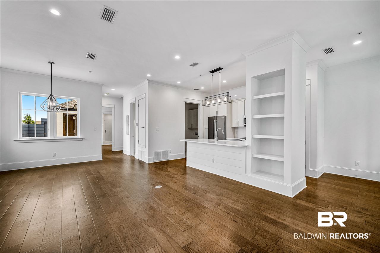 409 Dry Fls Way Fairhope, AL 36532 - Photo 5 of 32