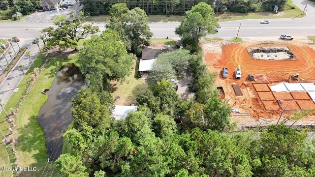 $299,000 | 14516 Lemoyne Boulevard, Biloxi, MS 39532