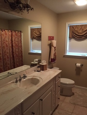 1072 Piper Road West Springfield, MA 01089 - Photo 12 of 30
