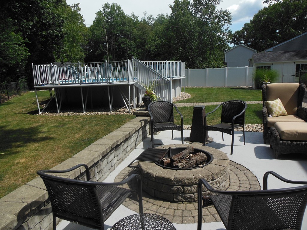 1072 Piper Road West Springfield, MA 01089 - Photo 26 of 30