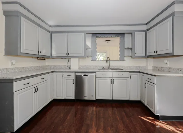 $370,000 | 333 Front Street, Manchester, NH 03102