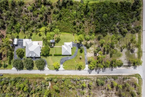 $926,250 | 90 24th Avenue Northeast, Naples, FL 34120