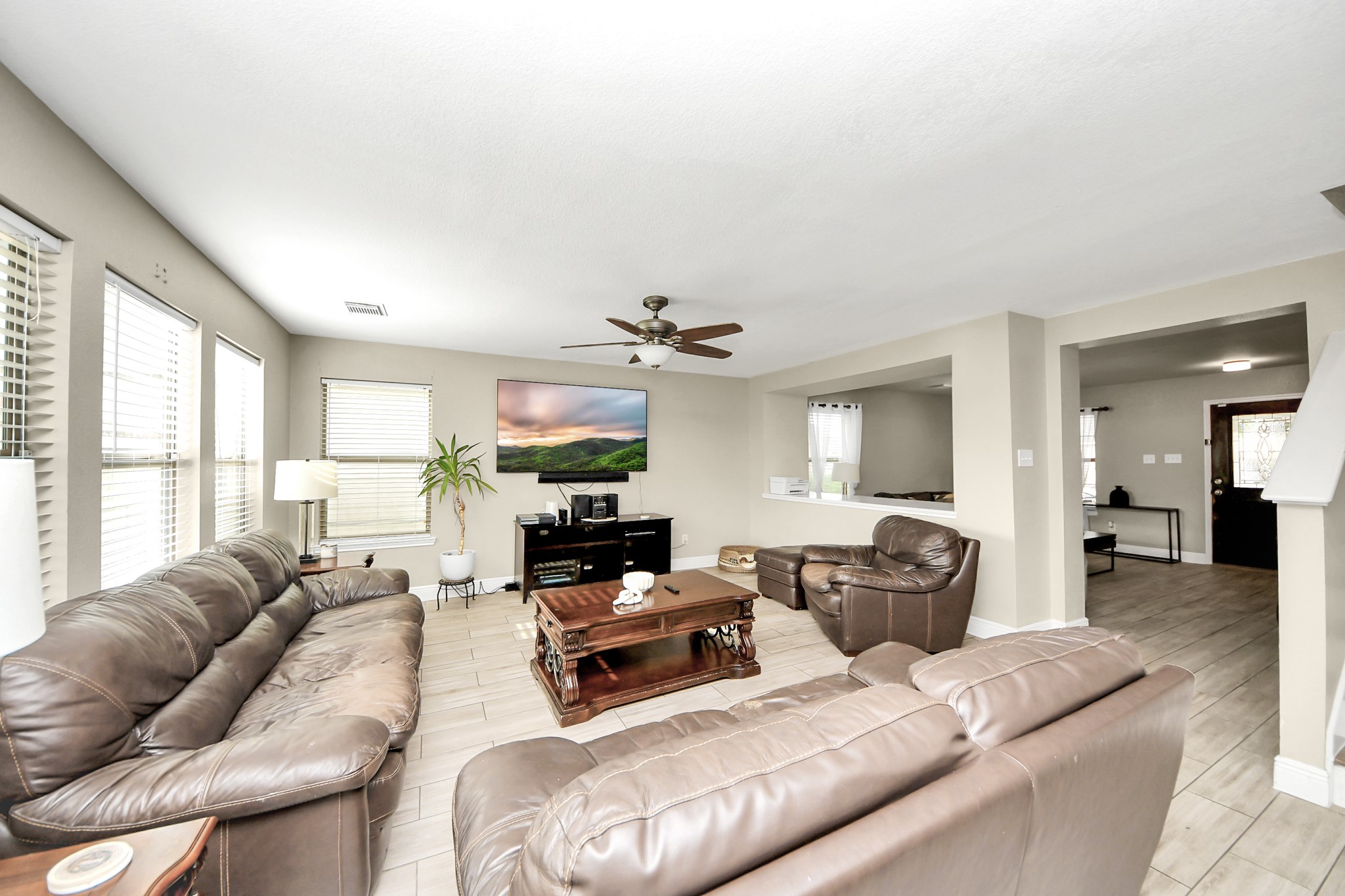13915 Prosperity Ridge Drive Houston, TX 77048 - Photo 9 of 41