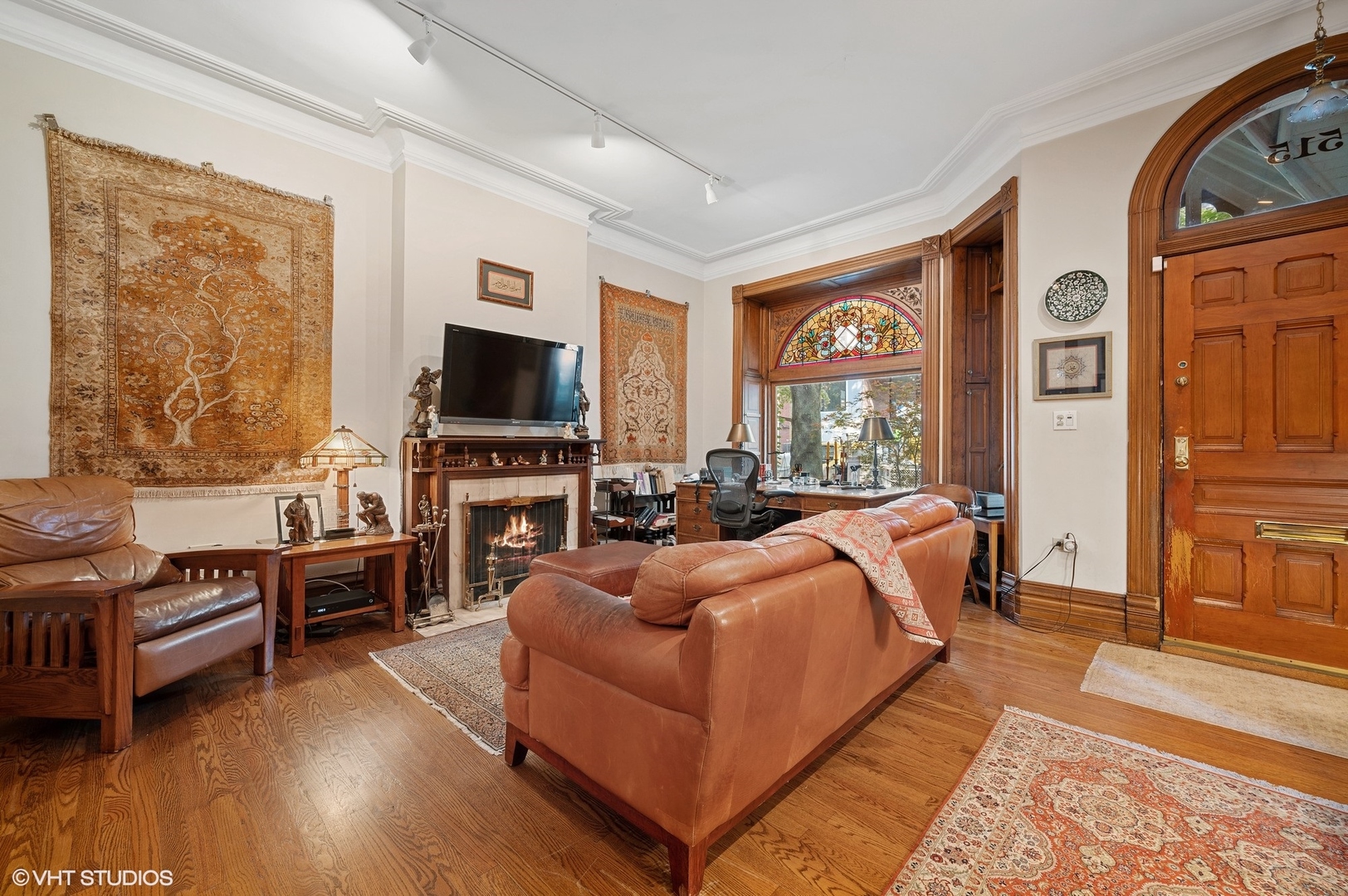 Undisclosed Address Chicago, IL 60614 - Photo 4 of 23