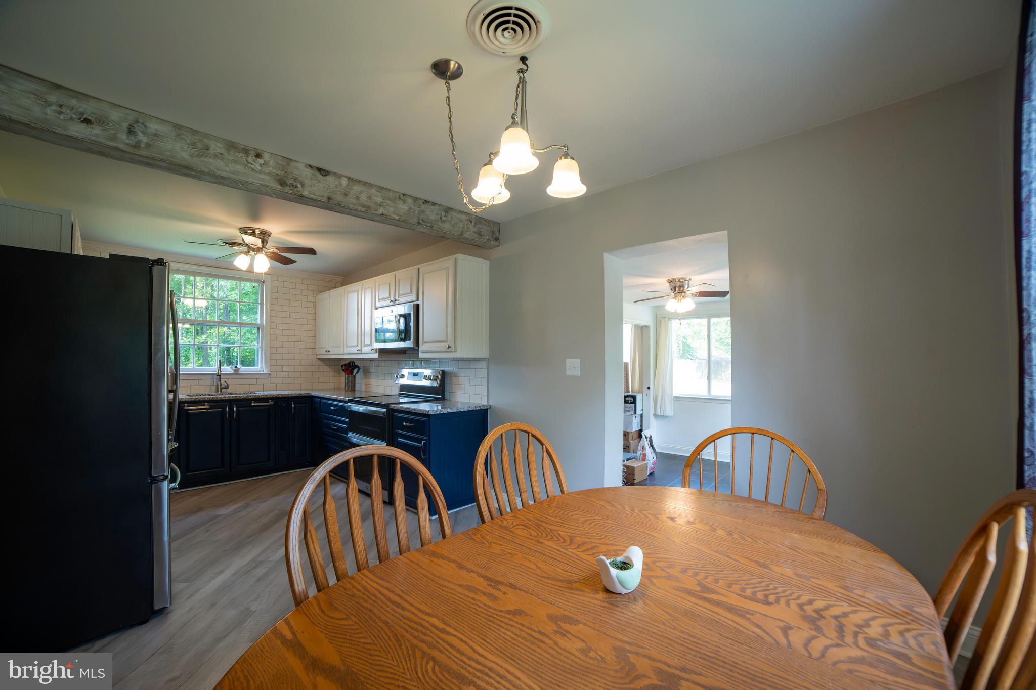 13175 State Road King George, VA 22485 - Photo 15 of 37 DINING ROOM AND KITCHEN!