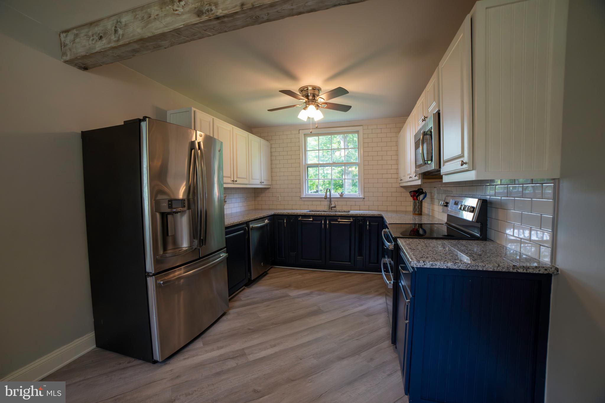 13175 State Road King George, VA 22485 - Photo 17 of 37 A LOT OF CABINETS!