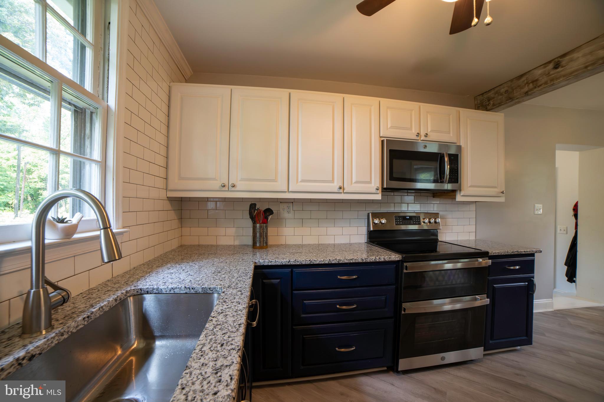 13175 State Road King George, VA 22485 - Photo 19 of 37 NATURAL LIGHTS