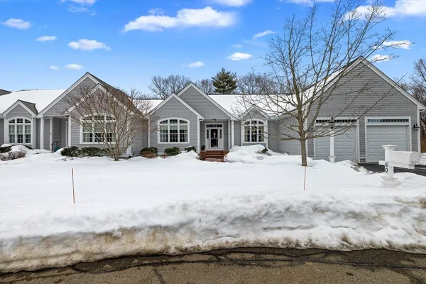 $950,000 | 60 Samuel Curtis Way, Unit 60, Marshfield, MA 02050