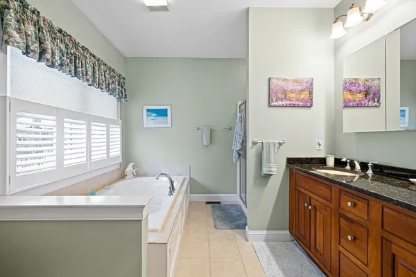 $950,000 | 60 Samuel Curtis Way, Unit 60, Marshfield, MA 02050