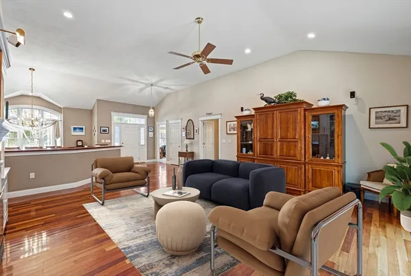 $950,000 | 60 Samuel Curtis Way, Unit 60, Marshfield, MA 02050