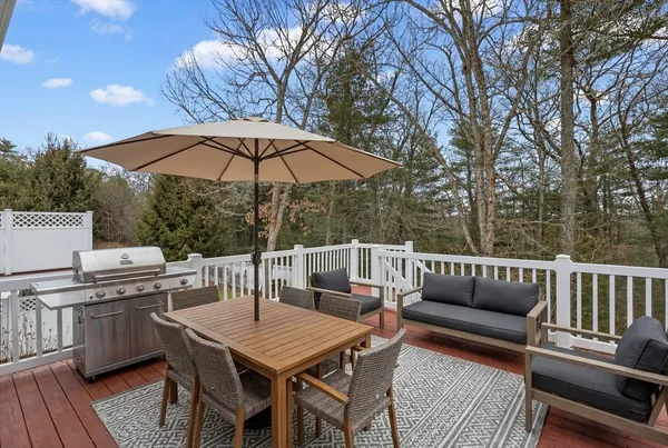 $950,000 | 60 Samuel Curtis Way, Unit 60, Marshfield, MA 02050