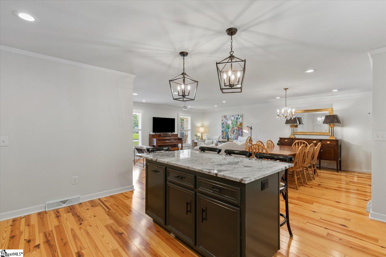 100 Briar Creek Road Greer, SC 29650 - Photo 7 of 38