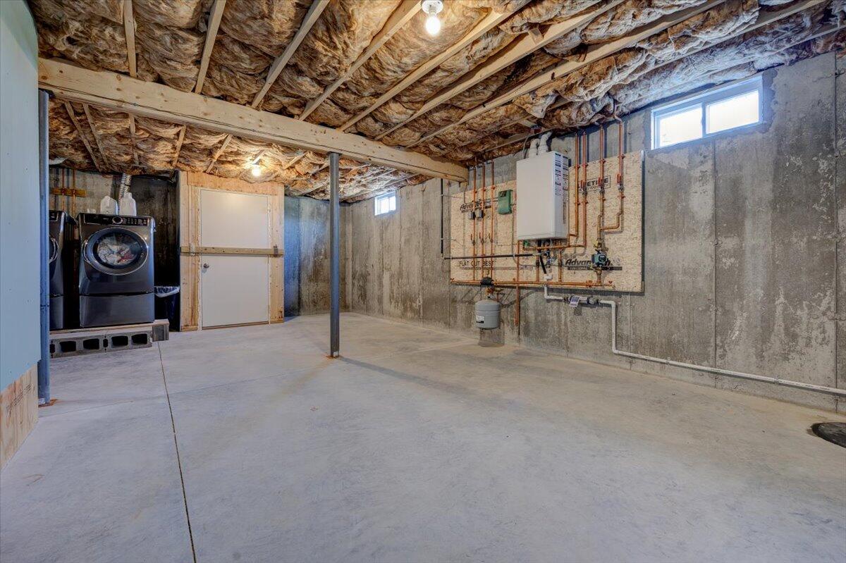 176 Range E Road Limerick, ME 04048 - Photo 27 of 35 38-176 Range-38