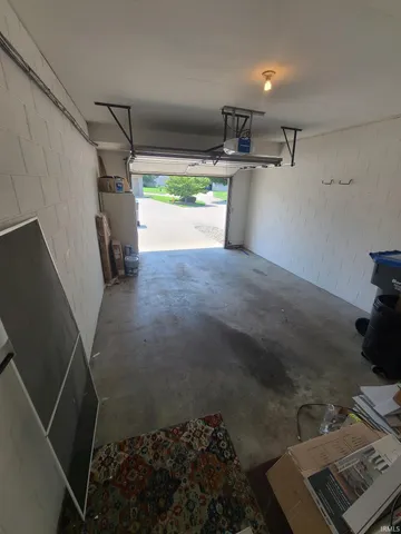 $199,900 | 2107 Cambridge Drive, Unit B, Goshen, IN 46528