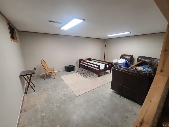 $199,900 | 2107 Cambridge Drive, Unit B, Goshen, IN 46528