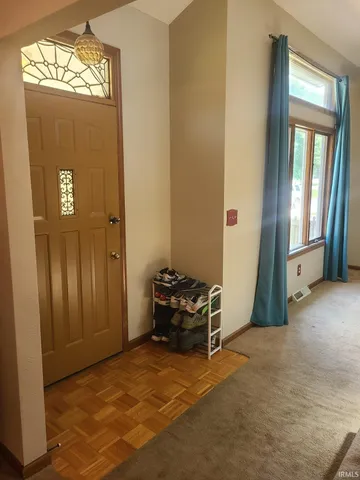 $199,900 | 2107 Cambridge Drive, Unit B, Goshen, IN 46528