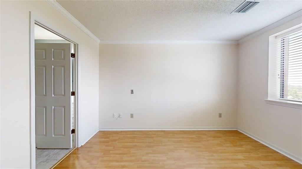 300 Johnson Ferry Road, Unit B607 Atlanta, GA 30328 - Photo 10 of 32