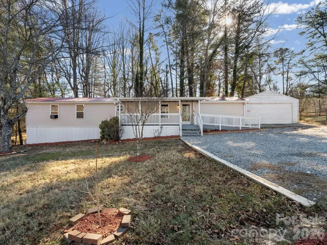 $210,000 | 1212 Easy Street, Hendersonville, NC 28791