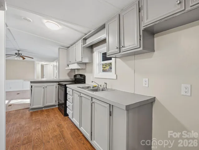 $210,000 | 1212 Easy Street, Hendersonville, NC 28791