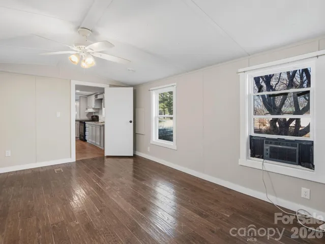 $210,000 | 1212 Easy Street, Hendersonville, NC 28791