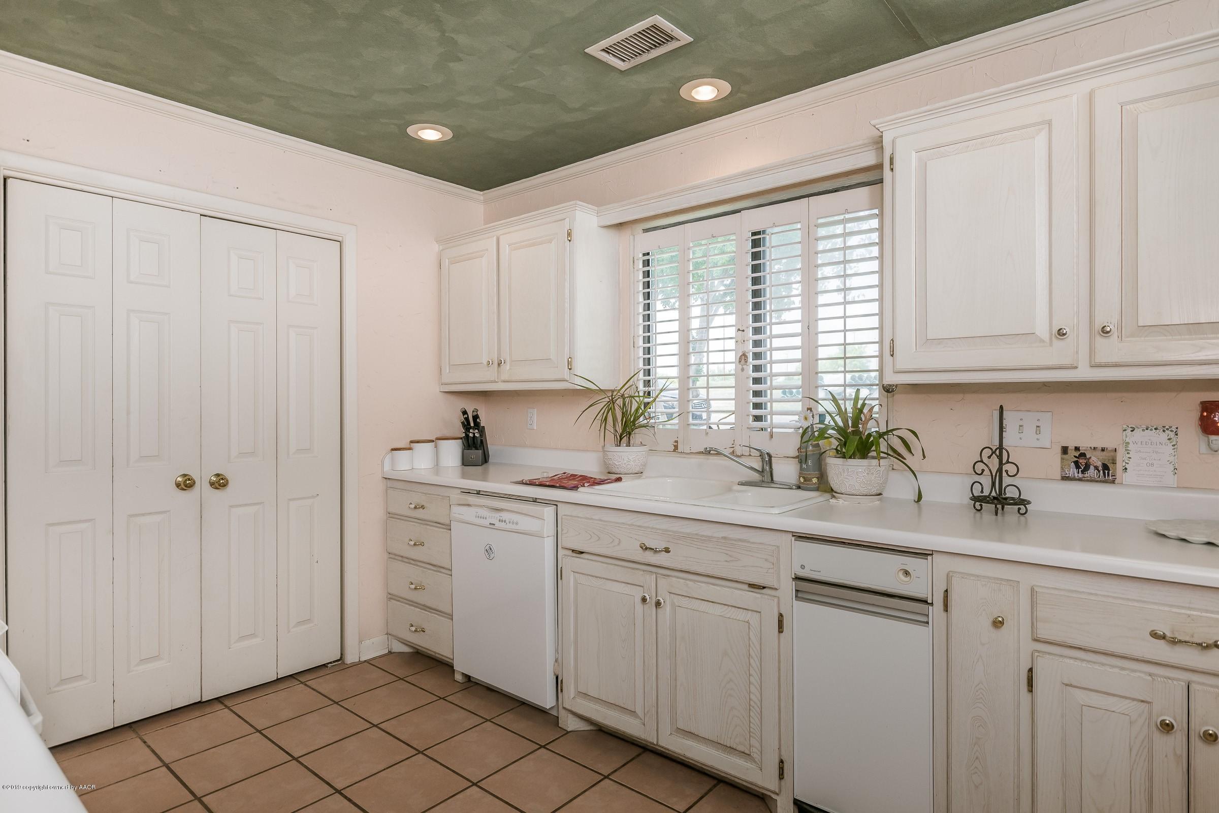 93 Valleyview Road Canyon, TX 79015 - Photo 8 of 18 007_Kitchen-2 (1)