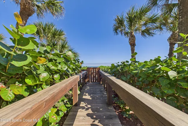 $595,000 | 2727 North Hwy A1A, Unit 304, Indialantic, FL 32903