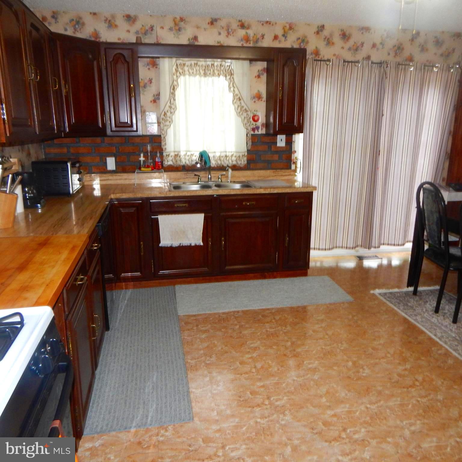 85 Hickstown Road Pine Hill, NJ 08021 - Photo 12 of 26 Gallery Image 12