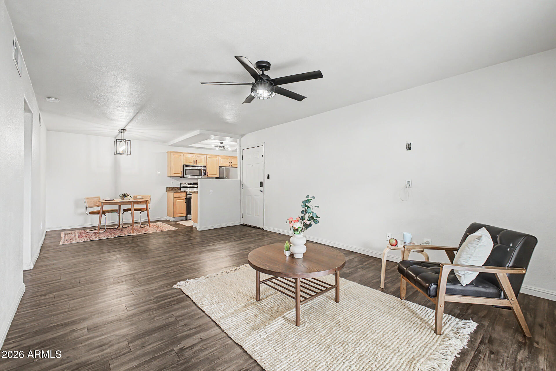 2121 West Royal Palm Road, Unit 1097 Phoenix, AZ 85021 - Photo 2 of 26 Royal Palm